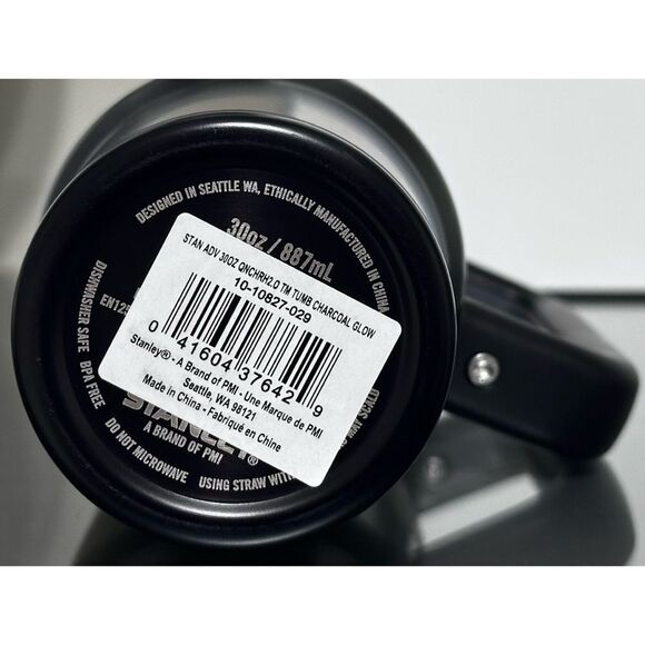 Stanley Quencher H2.0 Flowstate 30oz Tumbler- BLACK GLOW - Picture 5 of 5